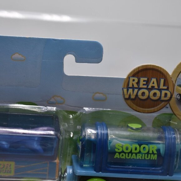 Thomas & Friends Real Wood Aquarium Cars Sting Ray Tanker Hammerhead Shark Car - Picture 3 of 12